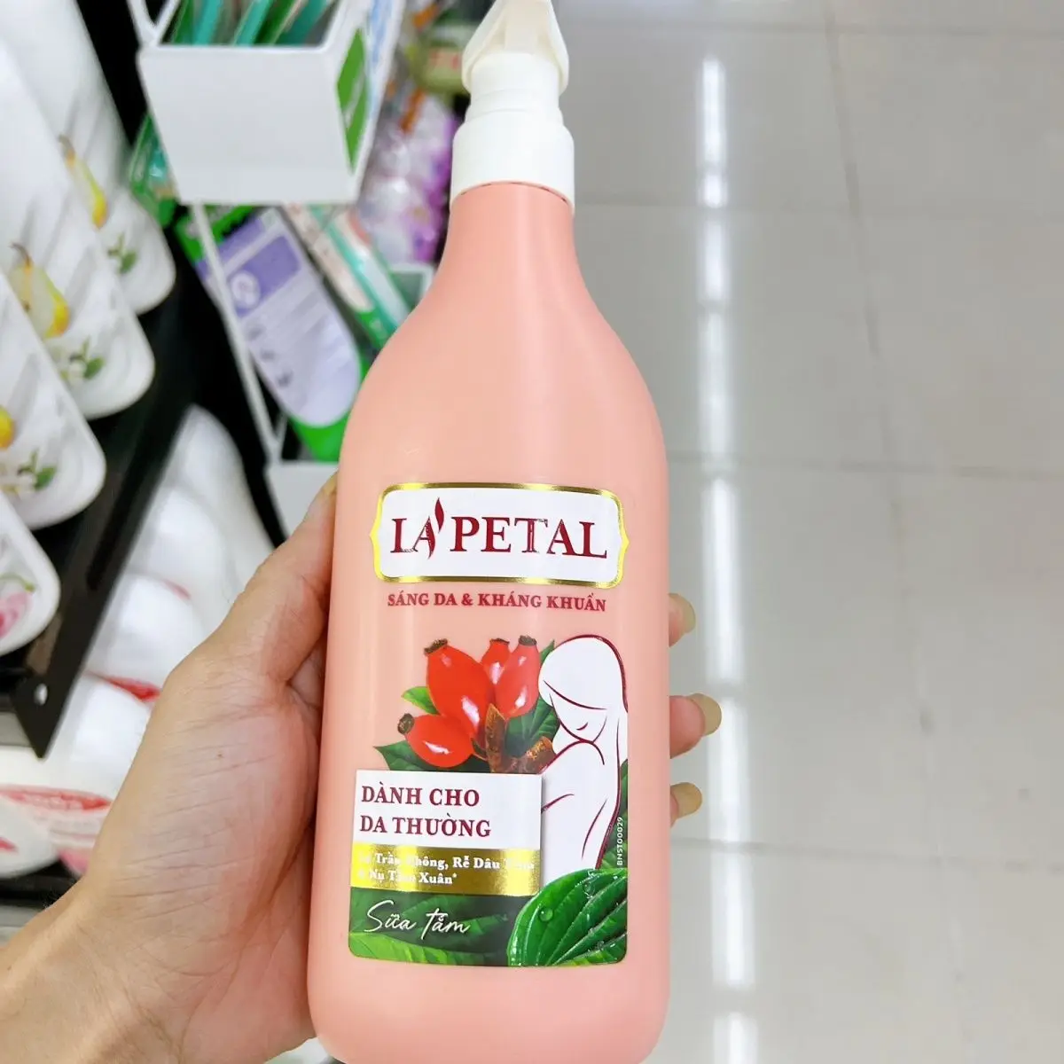 

LAPETAL Flower Bath Wash 500 мл, Вьетнамская формула с стойким ароматом и увлажнителем
