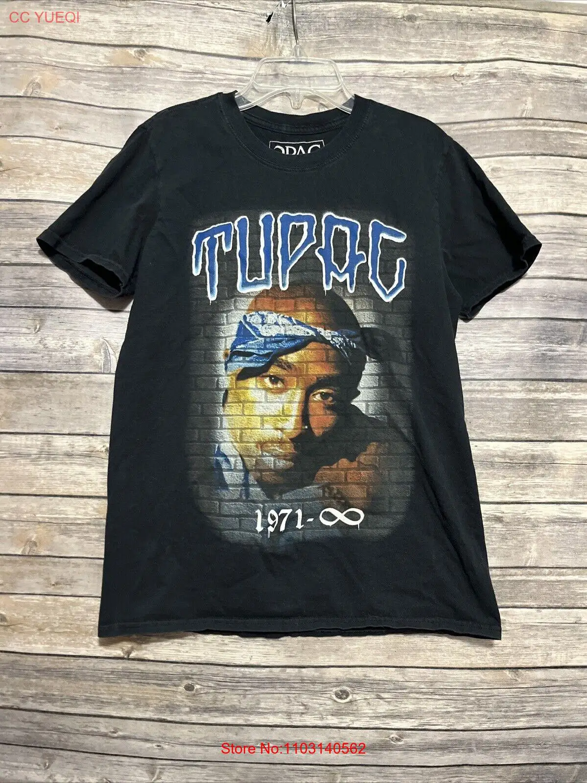 2PAC • TUPAC (2017) Официальная футболка, размер маленького черного цвета 2PAC • TUPAC (2017) Официальная футболка, размер маленького черного цвета