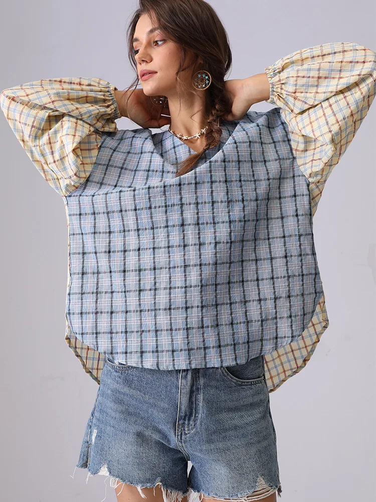 Retro Patchworkลายสก๊อตเสื้อผู้หญิงเสื้อ 2025 ฤดูใบไม้ผลิและฤดูร้อนVคอยาวแขนยาวหลวมสบายๆเสื้อTops