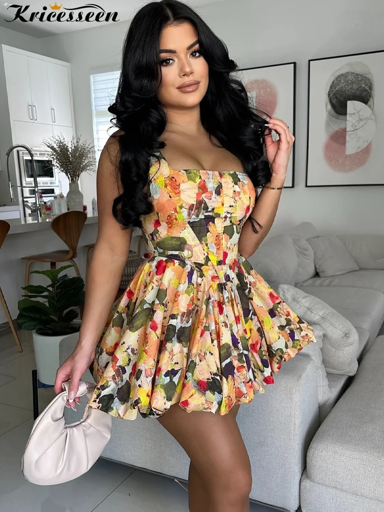 Elegancka sukienka mini bez rękawów na ramiączkach z falbankami i gorsetem, damska sukienka plażowa w tropikalny kwiatowy wzór, stroje wakacyjne.