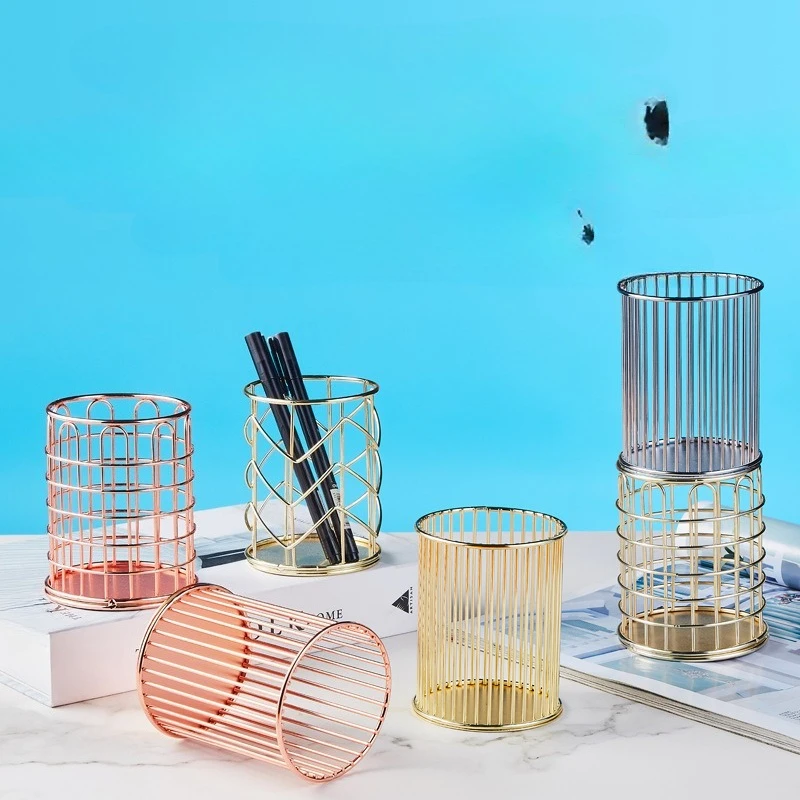 Metal wrought iron pen holder Storage and finishing basket Stationery makeup brush Storage bucket Multifunctional pen holder