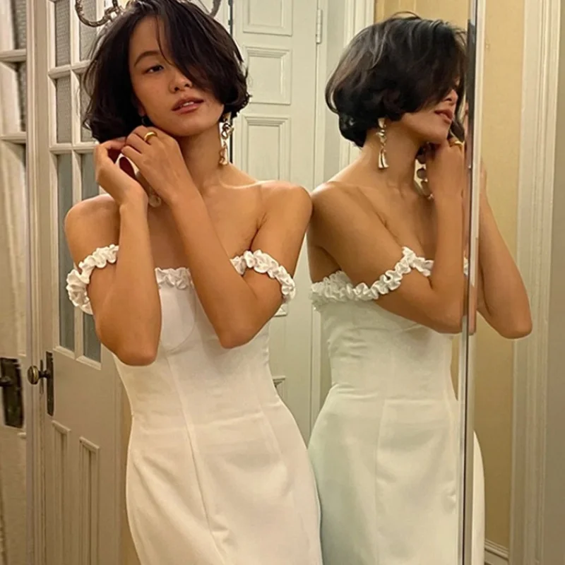 

Off-Shoulder Satin Light Wedding Dress Elegant Bride Slim Fit Mermaid Gown Simple French Style Vintage Reception Dress for Women