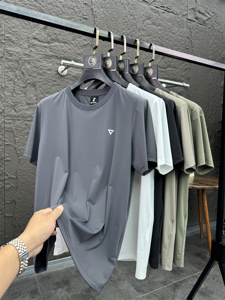 

Svip Men's round Ne ort Sve T-irt Ice Silk Cool Comfortable Qui Dry Breathable Faionable Summer Sportswear