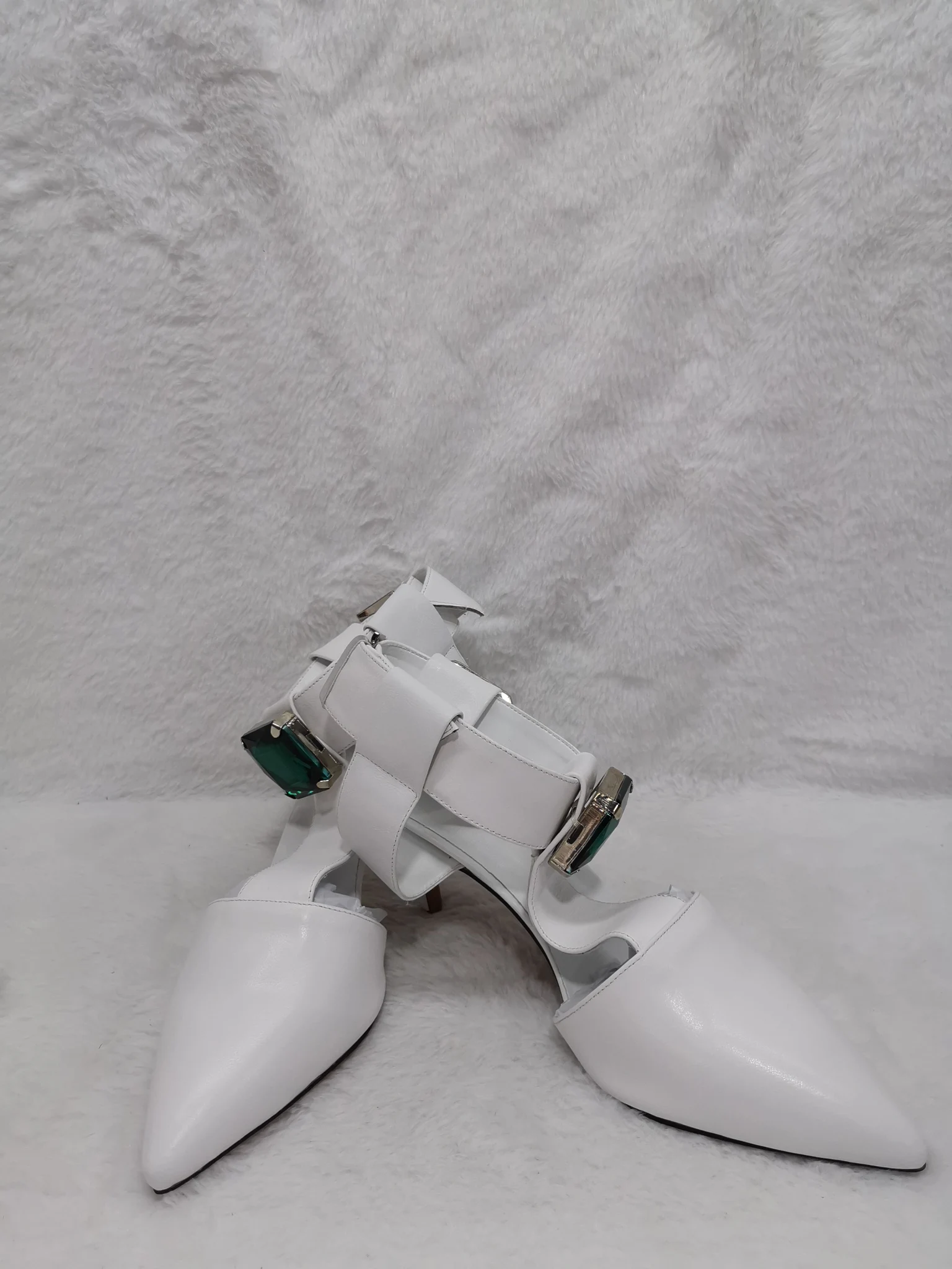 

Silver Crystal Butterfly Design PVC Peep Toe Slippers Slip On Women Shoes Thin High Heels Fashion Party 2023 Zapatos Para Mujere