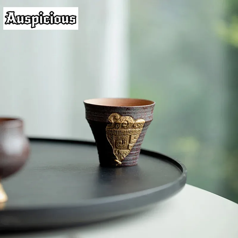 

2pc/lot Antique Old Rock Mud Teacup Handmade Rust Red Gold Smelling Cup Taotie Pattern Master Cup Tea Bowl Teaset Cafes 60ml