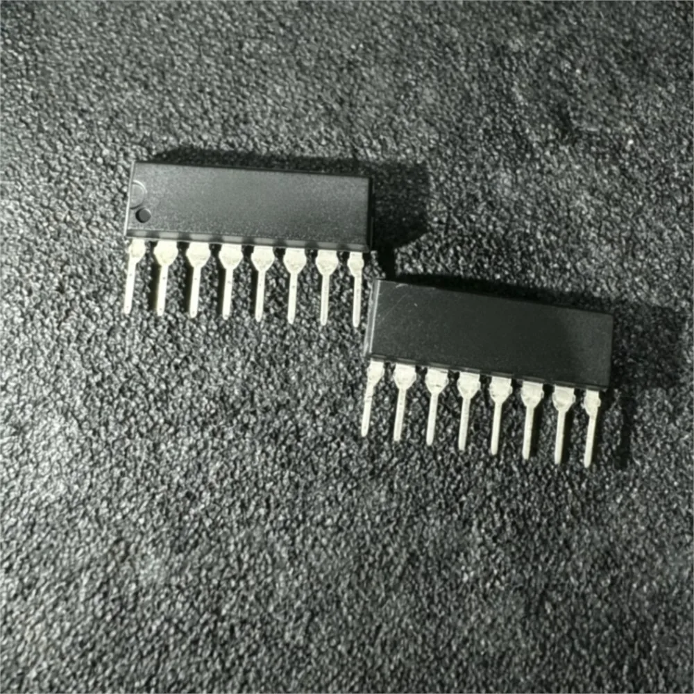 1-50PCS XC2S300E-6FG456C XC2S300E MB3771 MB3771P IR4427S IR4427STRPBF NJM3772 NJM3772D2