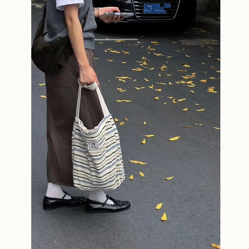 New Temperament Strip Shoulder Bag Woman Korean Tote Bag Good-looking Versatile Large Capacity Shoulder Bag