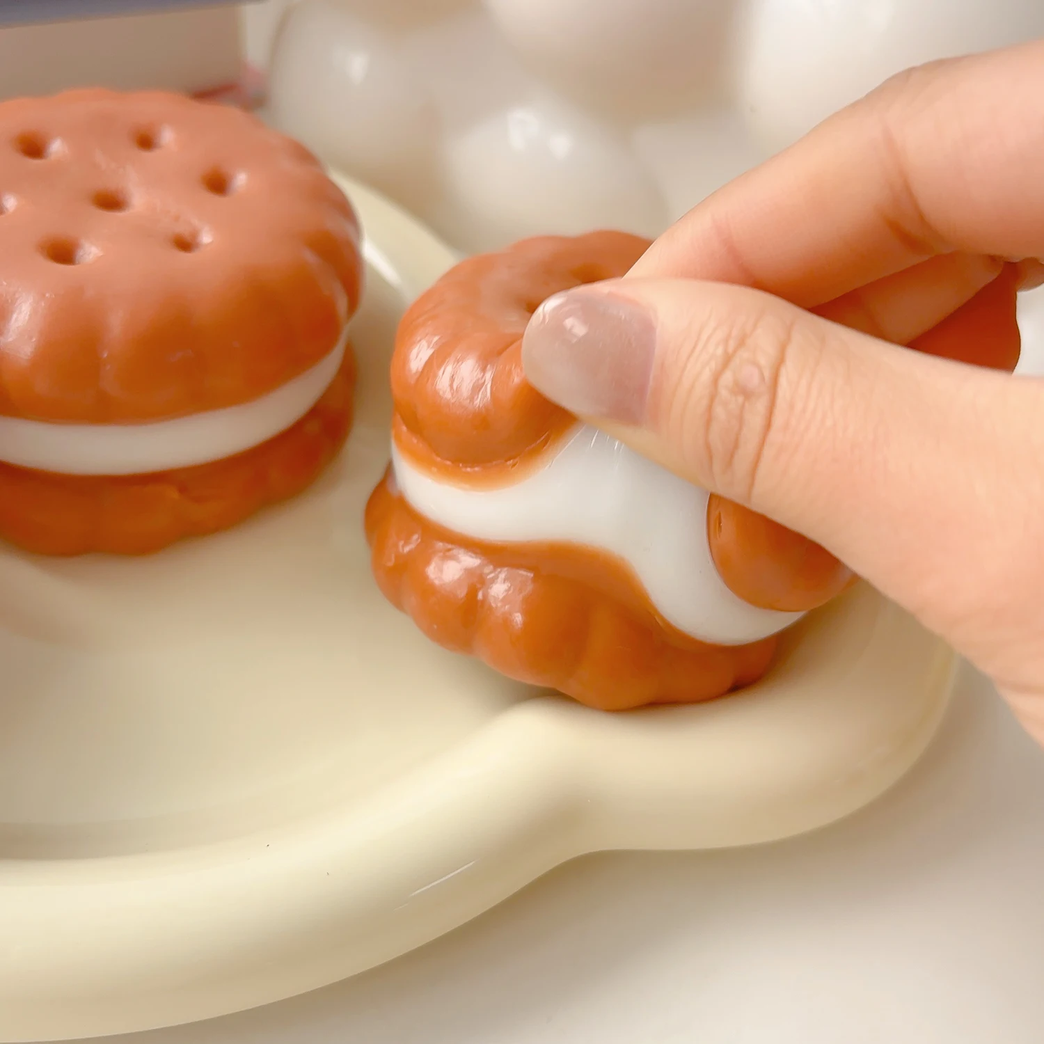 어린이 불안 완화 핀치 장난감 시뮬레이션 샌드위치 비스킷 실리카 젤 짜기 핀치 장난감 성인 Fidgety Comfort Props