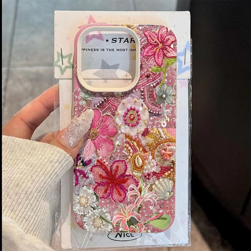 

Phone Case For iPhone 17 Pro Max 16 13 14 12 11 15 8 7 Plus XS XR X 17E Air with Floral And Beaded Ocean Patchwork Design Cover