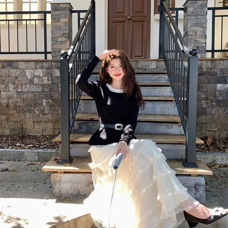 ชุดเซ็ตสองชิ้นแฟชั่นคุณภาพสูงสำหรับผู้หญิง ดีไซน์หรูหรา เสื้อแขนยาวประดับลูกปัดเข้ารูปเอวพร้อมเข็มขัด + กระโปรงทรงเค้ก ชุดฤดูใบไม้ร่วง