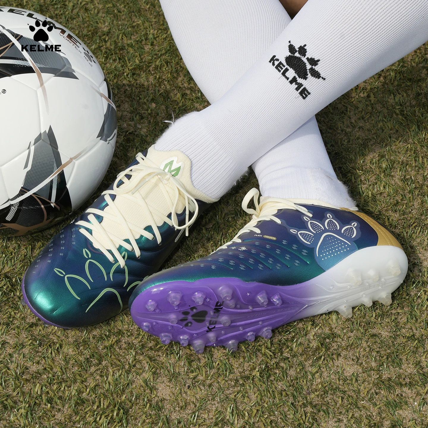 Kelme Next Top Football Shoes Men's Professional Match Football Boots Indoor Anti-slip Artificial Grass Futsal Mg Football Shoes