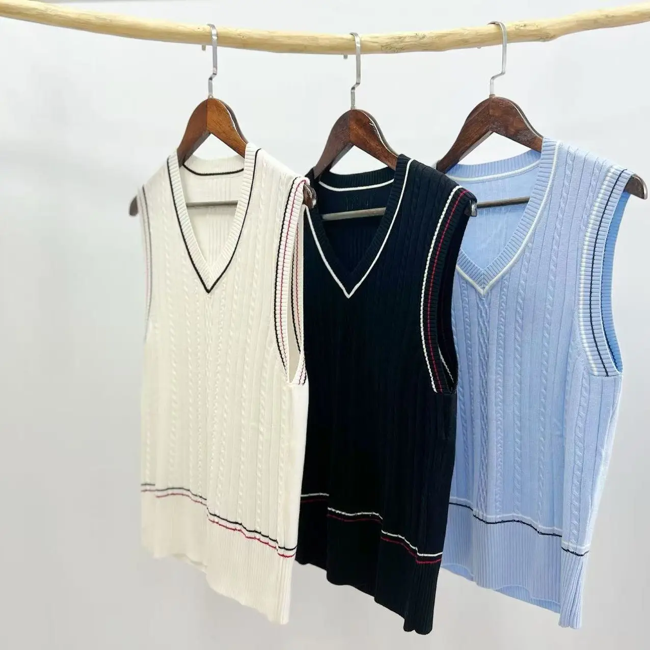 

New Golf Apparel Women's Vest: Stylish and Versatile Sportswear/Casual Vest Jacket