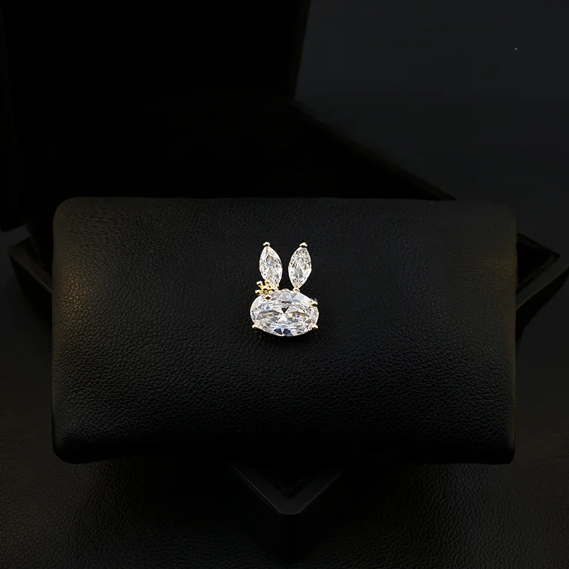 

Exquisite Mini Bunny Brooch Women Anti-Exposure Rabbit Buckle Collar Two Sides Decorative Lapel Pins Suit Ornament Jewelry 5209