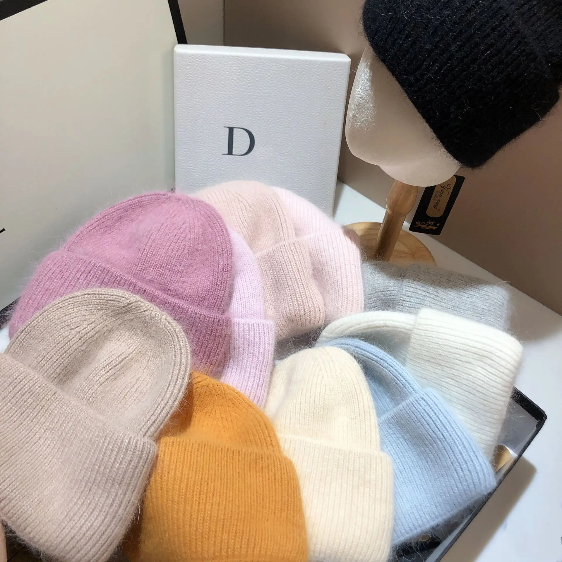 سميكة كلمات الأرنب الفراء محبوك قبعة الرجال النساء القبعات في الهواء الطلق موضة بسيطة بلون لينة قبعة صوف دافئة 4m813 #3