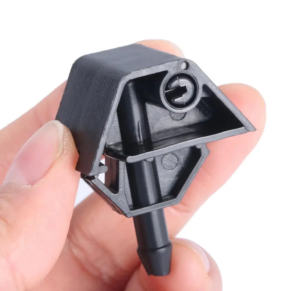 Car Front Windshield Wiper Water Spout Spray Jet Plastic Material Water Spout Plastic Water Nozzle Spouts for Nissan Qashqai