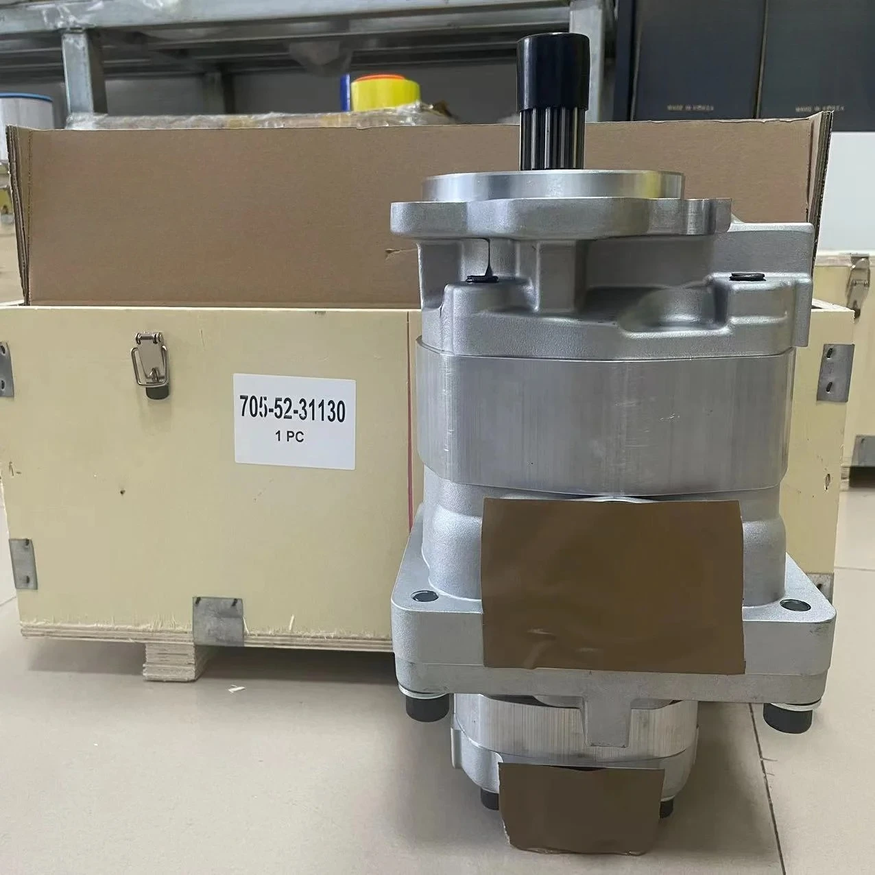 Hydraulic Oil Gear Pump 705-55-33100 7055533100 for Komatsu WA500-3 D155AX5 705-56-34100 705-52-30360 7055634100 7055230360