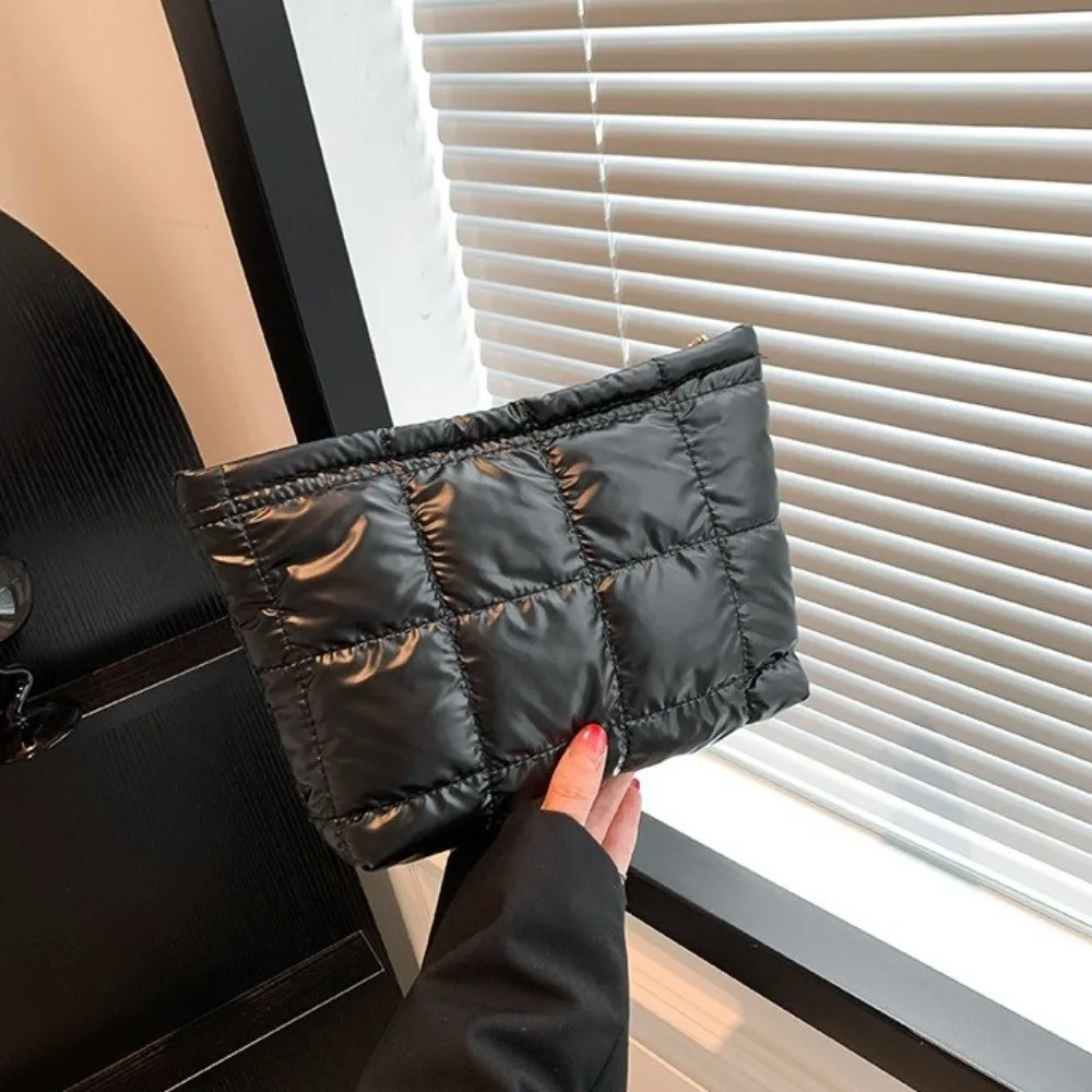 

New Padded Quilted Makeup Bags Lightweight Portable Cosmetic Bag Solid Color Multifunctional Storage Bag Travel