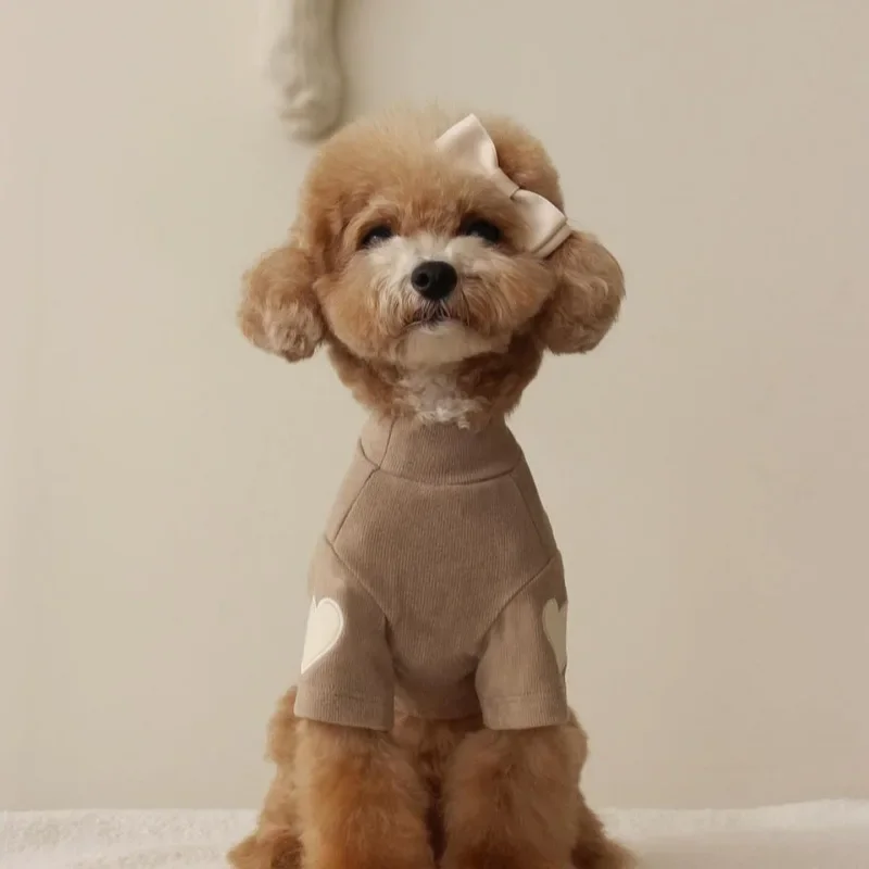 Autumn and Winter Dog Base Shirt Cute Love Bear Teddy Yorkshire Hoodie Dog Cat Pet Love Warm Clothes Designer Dog Clothes