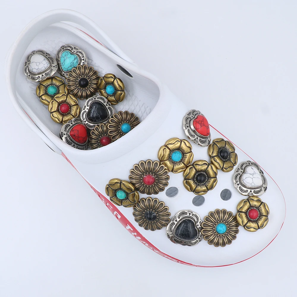Shoe クロックス Charm Decorations Silvery Heart Shape Turquoise Metal Golden Flowers Sandals Accessories Punk Style Kids Gift 1 Pcs view 3