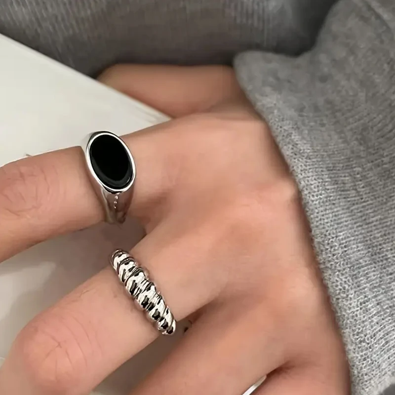 خواتم كلاسيكية معدنية سوداء لامعة للنساء والرجال هندسية غير منتظمة فضية اللون البنصر بالجملة مجوهرات اكسسوارات هدية