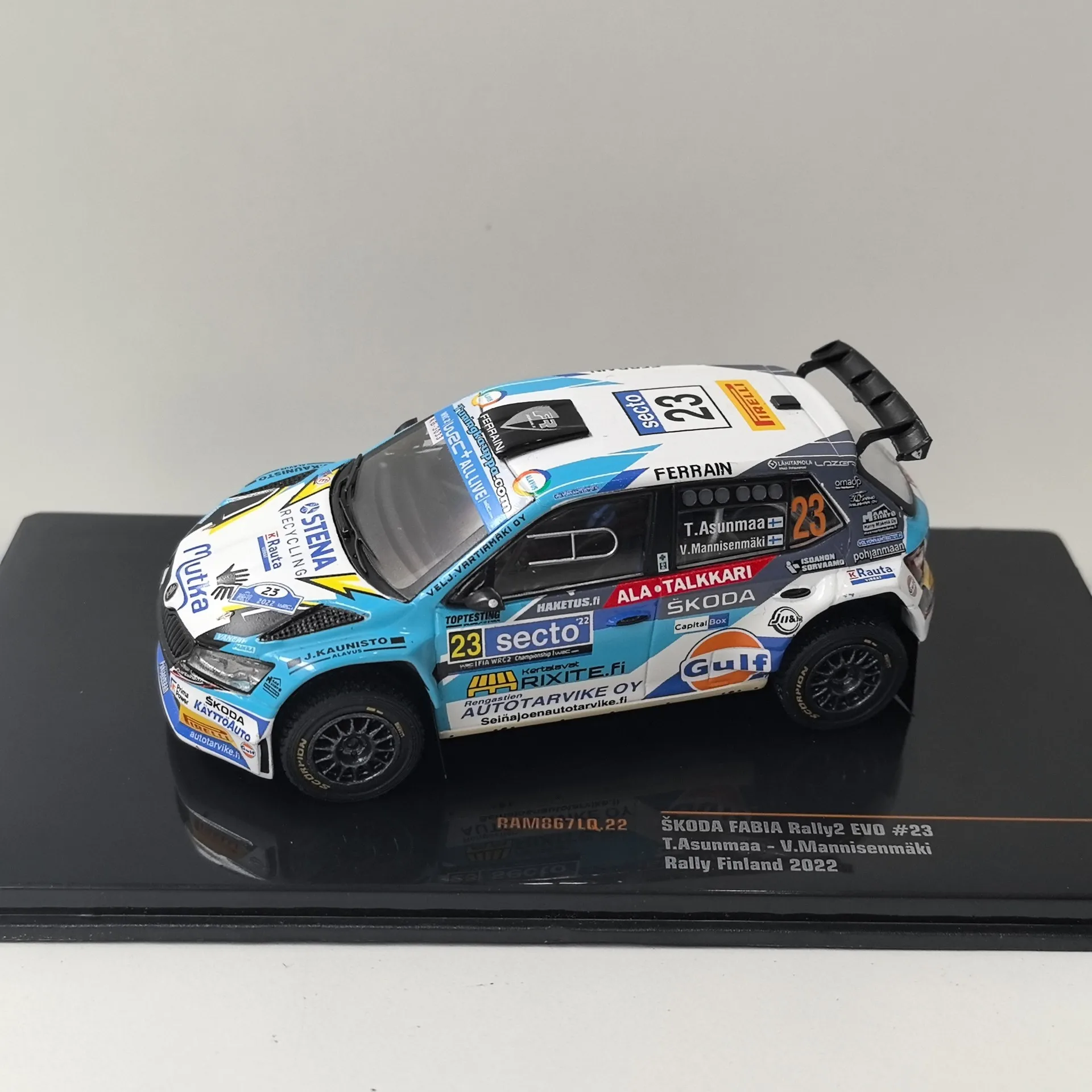 

Литой под давлением IXO масштаб 1/43 SKODA FABIA EVO # 23 2022, модель автомобиля из сплава Skoda, Коллекционная игрушка, подарок, сувенир, витрина, орнамент