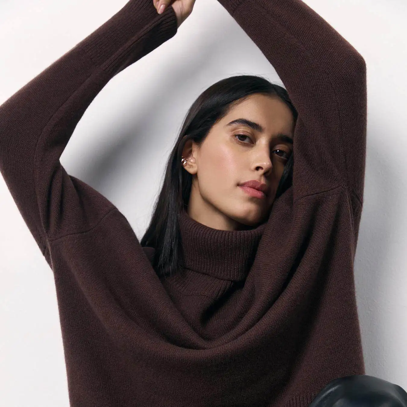 

Свободный вязаный свитер с высоким воротником, осень-зима, повседневная женская внутренняя одежда, средняя тонкая футболка из ацетатного волокна