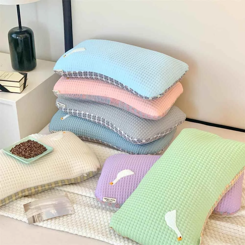 

Tearable Office Nap Pillow Quilted Buckwheat Hulls Supportive U-Shaped Portable Pillow for Student Lunchtime Sleep