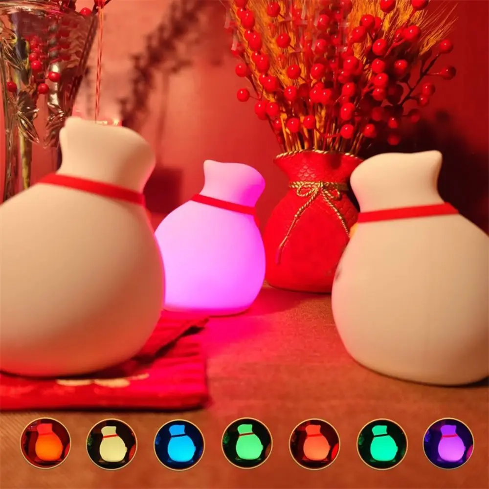 Nowa Ładowalna przez USB Lampka Nocna dla Kota Zmieniająca Kolory Miękki Silikonowy Uroczy RGB Lampka do Sypialni Dziecięcej 3 Tryby Ciepłe Światło