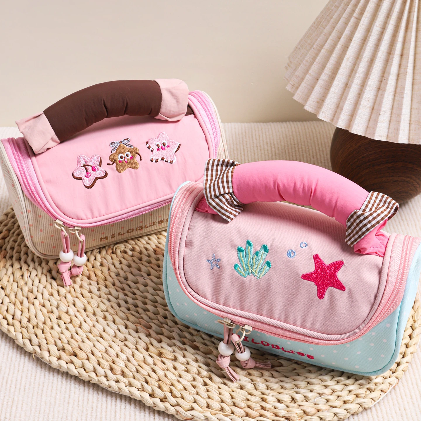 حقيبة مكياج بلون معكرون مع حقيبة مستحضرات تجميل خفيفة الوزن بتصميم فراشة على شكل قلب جميل #3