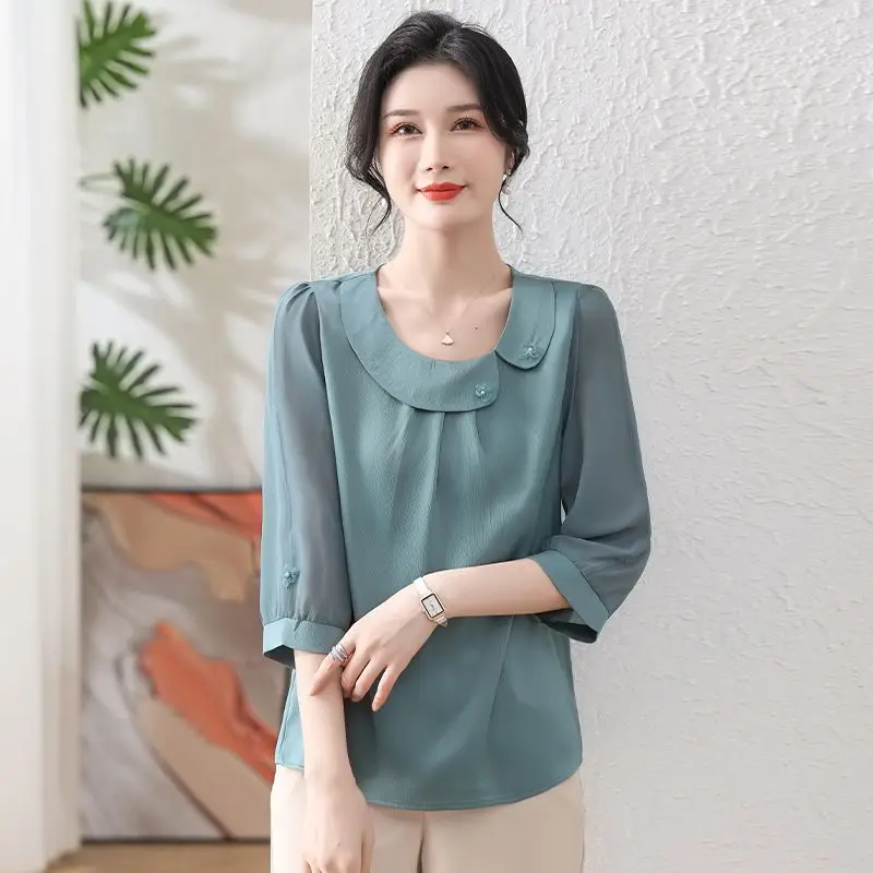 

Elegant Mom's Summer Outfit Chiffon Blouse with 3/4 Sleeves Loose Round Neck Top for Middle-aged and Elderly Women