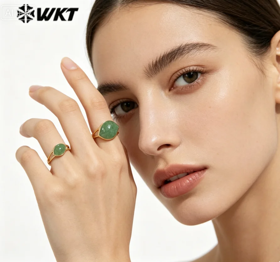WT-R519 New Exquisite Reflective Glitter Stone Eye Design 18k Gold Plated Men And Women Can Wear Rings