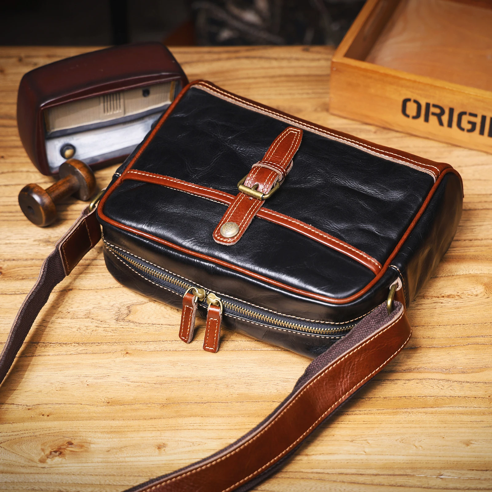 S.WORKER Vollnarbenleder-Umhängetasche für Herren Vintage Echtleder Herrenmode Schultertasche Messenger Bag – Detail 11