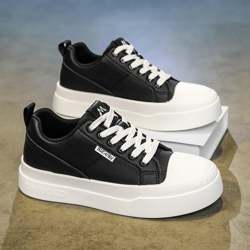 Fashionable and Comfortable Pu Leather Casual Footwear 2026 Autumn Hot Selling Mens Sports Shoes Outdoor Anti Slip Flats Running