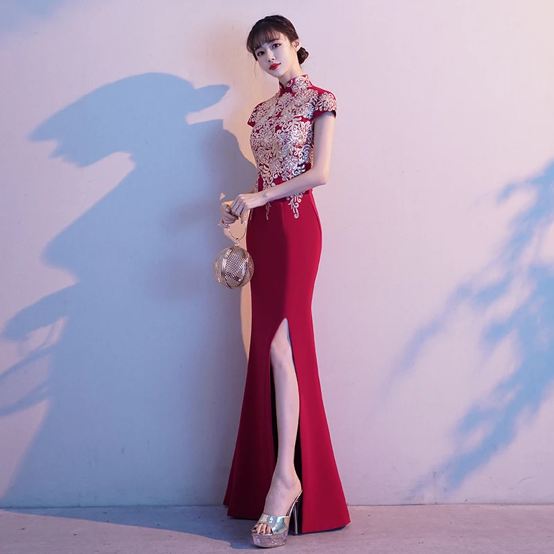 

Chinese Sle Wedding Gown Red Long Tail Evening Dr Fem Elegance New 2025 Bridal Drinking Ceremony Costume