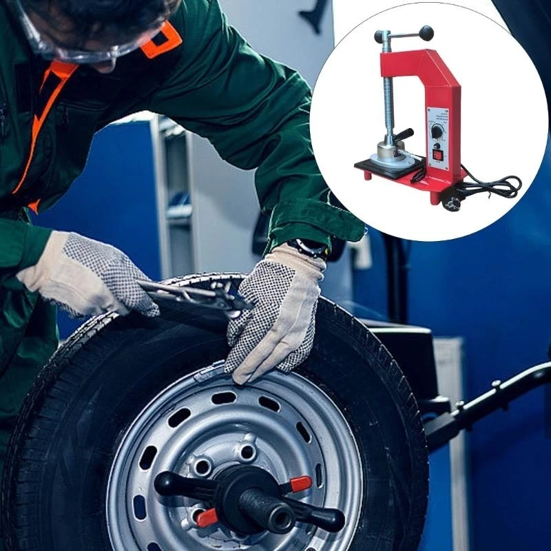 ماكينة ضغط فلكنة الإطارات الثقيلة 220 فولت 4000 رطل التحكم في درجة الحرارة بالضغط لإصلاح إطارات المركبات التجارية H9EE