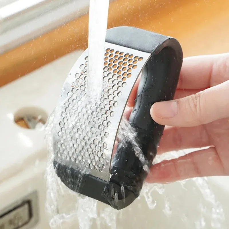 สแตนเลสสตีลกระเทียมกด Crusher คู่มือกระเทียม Mincer สับกระเทียมเครื่องมือผักผลไม้เครื่องมืออุปกรณ์ครัว Gadget