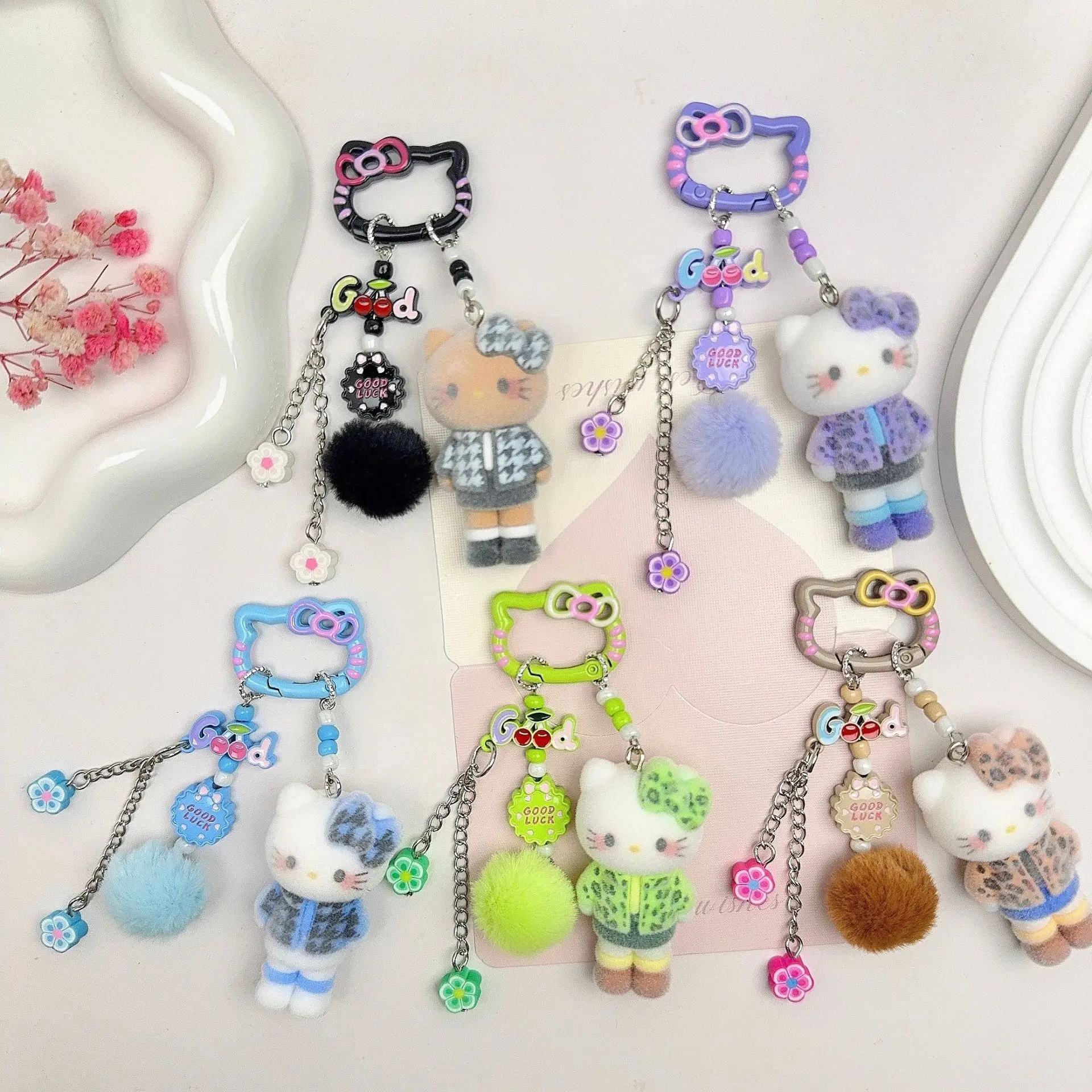 لطيف ل مرحبا كيتي المفاتيح لعبة من الكارتون متعة الملونة دمية على ظهره قلادة سيارة الديكور سلسلة معلقة هدية عيد الميلاد #1