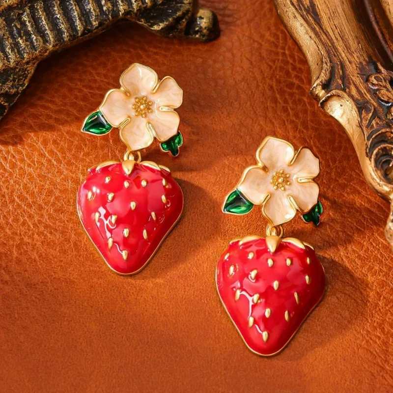 

Fashionable Sweet Cute White Flower Enamel Dripping Glaze Strawberry Fruit Elegant Fresh Temperament Earrings Trend Gifts Women