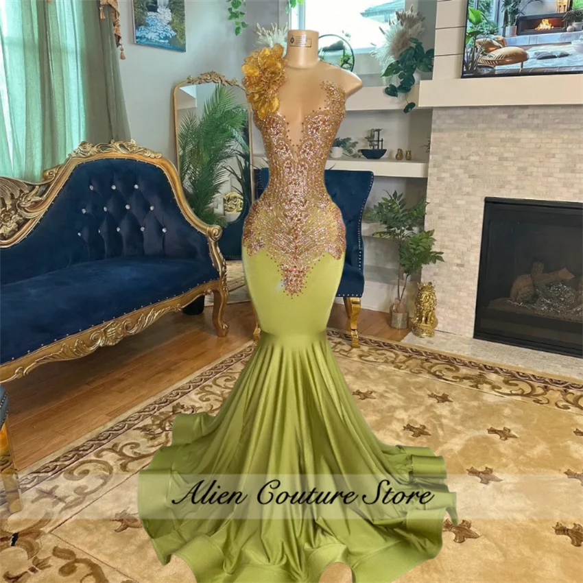 

Luxury Diamonds Green Prom Dresses 2026 For Black Girls Crystal 3D Appliques Birthday Party Gowns Customized Evening Dresses