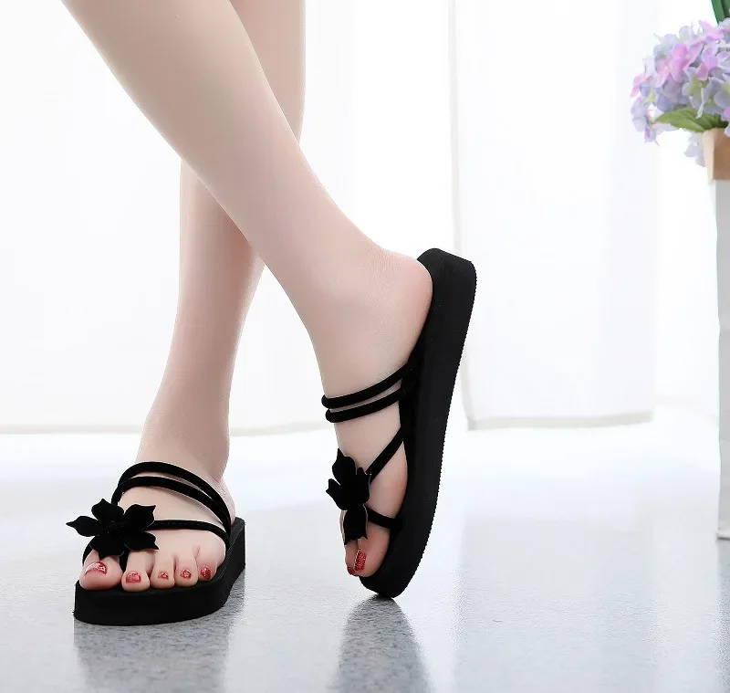 Women Slippers Outdoor Light Weight Cool Shoes Ladies Flat Flip-flop Black Non-slip Basic Home Sandals chaussures femme 2022