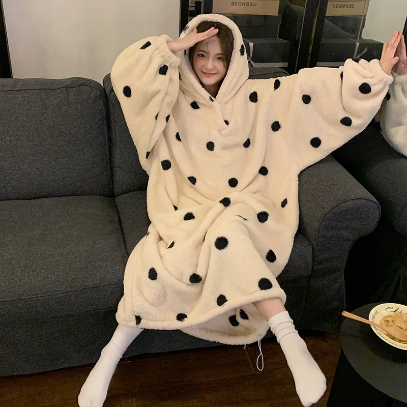 Oversize Hooded Nightdress Coral Fleece Nightwear Women\'s Plush Thickened Winter Sleepwear Loose Flannel Bathrobe Nightgown