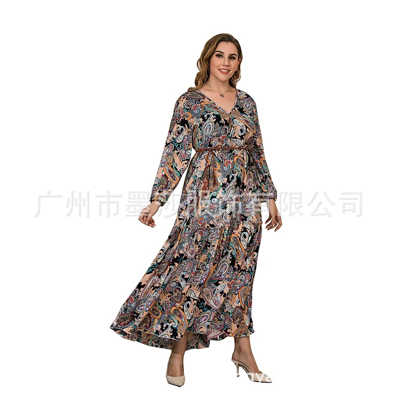 Hot selling retro Paisley oversized dress in spring and summer, chubby mm loose long sleeved large hem extended long skirt