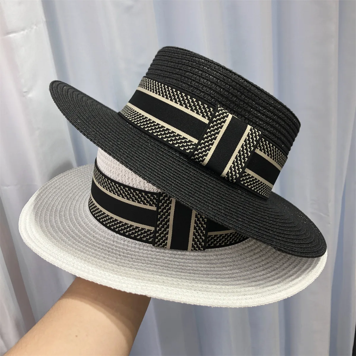 Luxurious Design Summer Women\'s Straw Flat Top Hat Fashion Imitation UV Beach Vacation Visor Bucket Hat