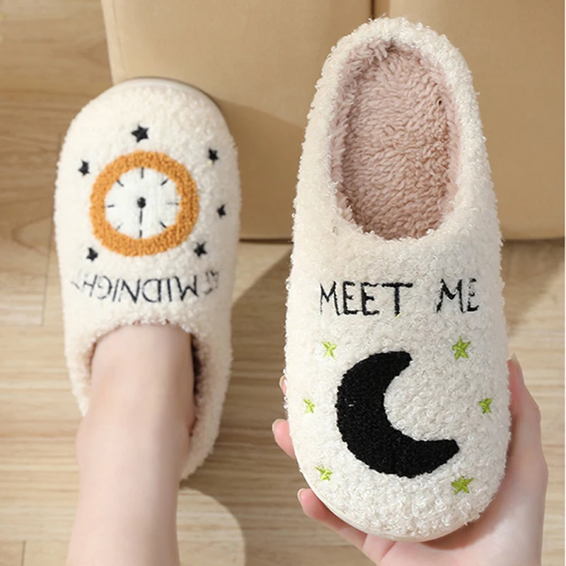 Mode Cartoon Mond Uhr Winter Hausschuhe für Frauen Indoor Weiche Plüsch Warme Baumwolle Hausschuhe Frau Bequeme Fuzzy Hausschuhe