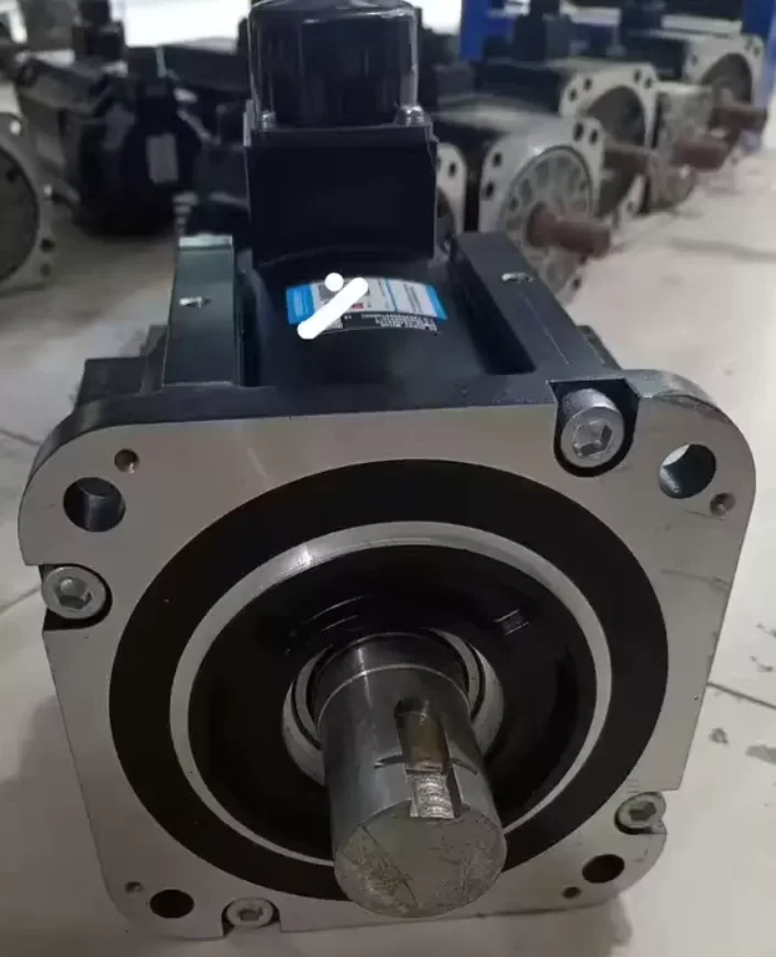 SGMXG-55AUA61C2 محرك سيرفو جديد SGMXG 55AUA61C2 ، شحن سريع