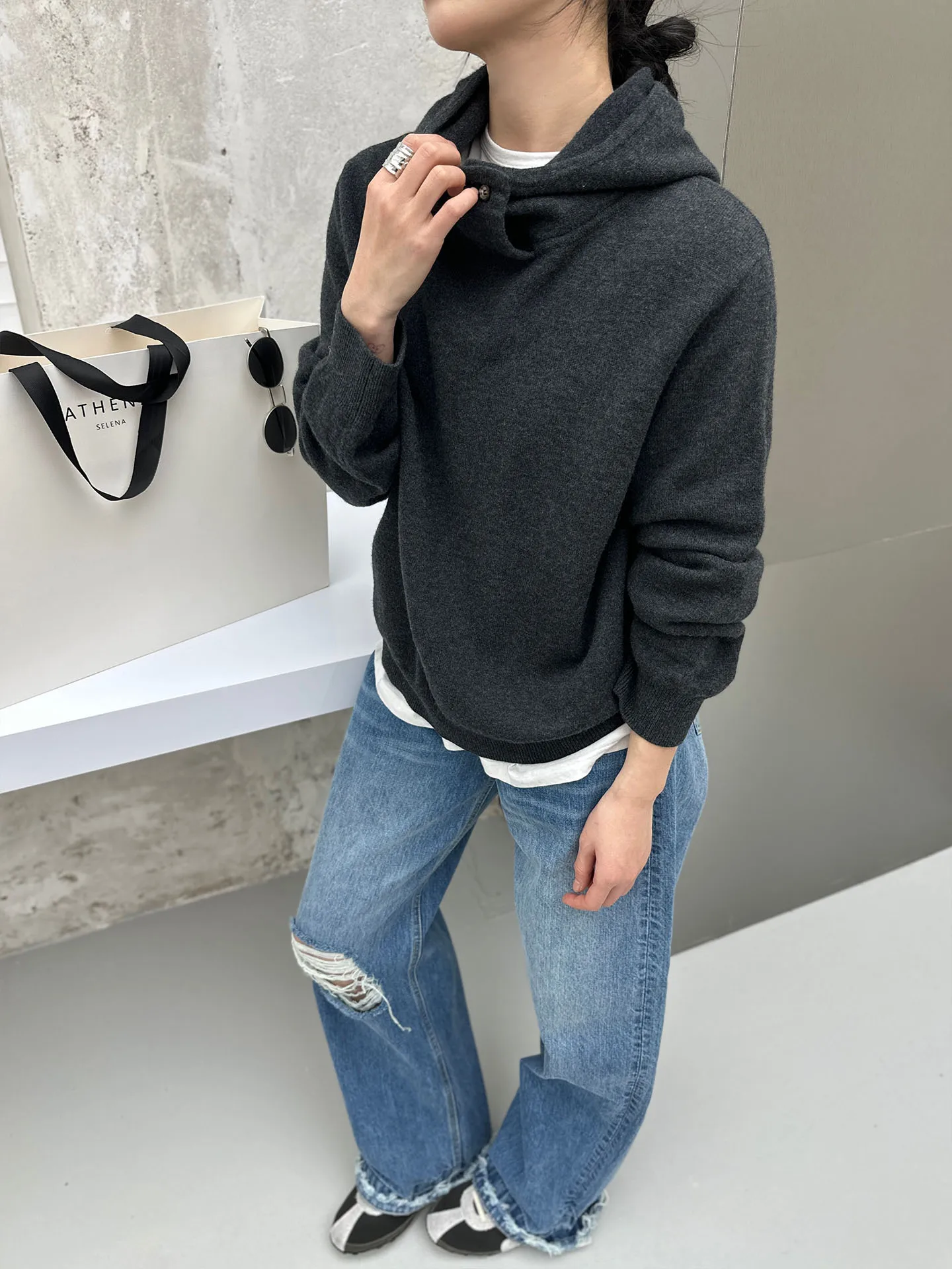 

Роскошный шерстяной худи-свитшот с высоким воротником на пуговицах, повседневный свободный женский трикотаж, однотонный, бренд Bodhl