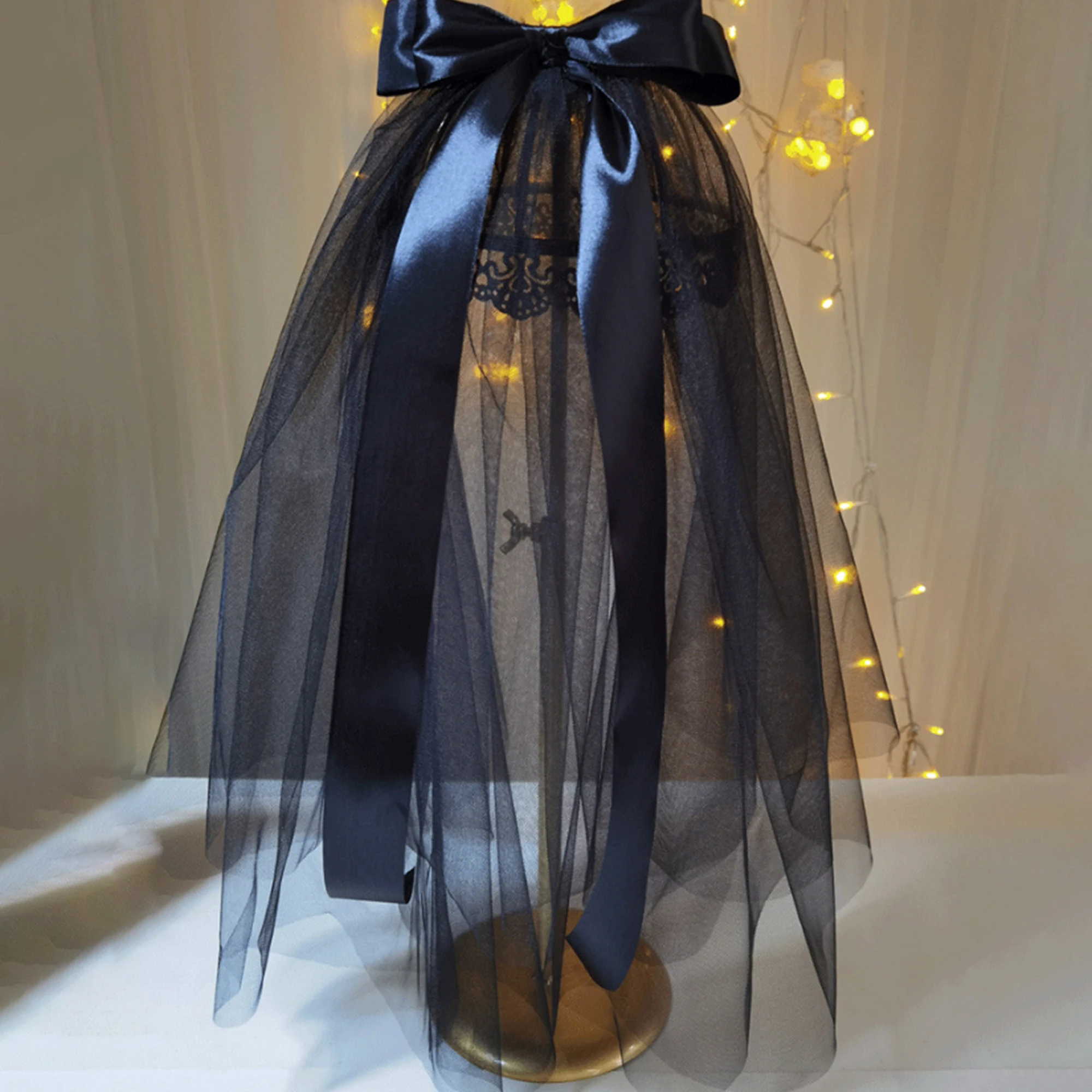 Schwarze Spitzen-Halskette mit rotem Rosen-Anhänger, Vintage-Schmuck im gotischen Stil für Halloween-Party-Kostüme