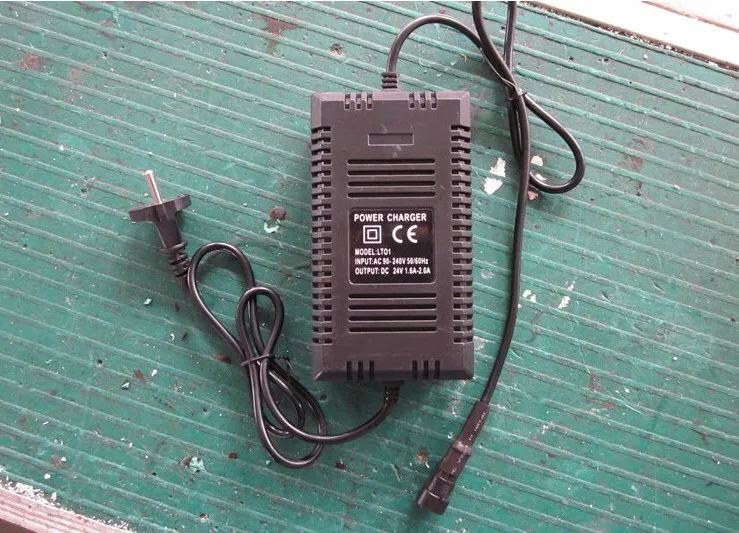 Free Shipping DC 24V 1.6-2.0A Lead Acid Battery Chargers Power Chargers Battery Chargers For 24V 6AH Sea Scooter