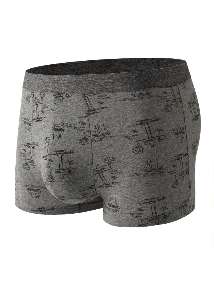 

Printed, comfortable, breathable, sporty and elastic men's briefs suitable for all seasons