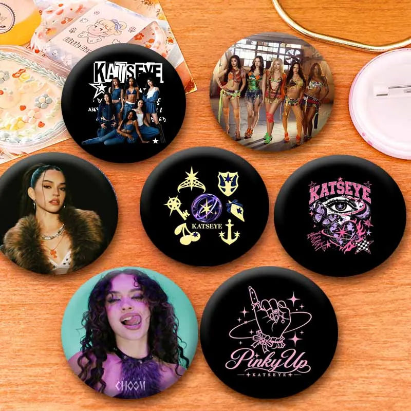 Kpop Group K-Katseye Coin Brooch Manon Daniela Sophia Can Badges Creative Round Enamel Pins Bag Hat Decor Accessories Fans Gifts